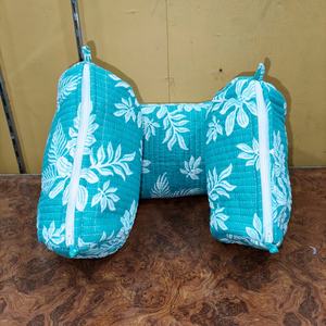 Ensemble de trois trousses à maquillage en tissu coton matelassé, imprimées à motifs, avec fermeture éclair, cadeau pour elle, trousses de toilette et cosmétiques faites à la main - Product Image 3