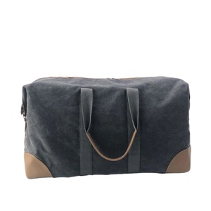 Sac de voyage en toile avec accents en cuir pour le camping et les activités de plein air, sac de rangement toutes saisons pour hommes et femmes - Product Image 1