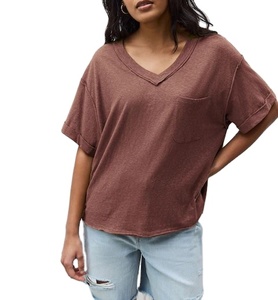 Camiseta de lino elegante para mujer, transpirable de alta calidad y perfecta para ropa informal y actividades al aire libre, cuello en V, ajuste holgado - Product Image 1