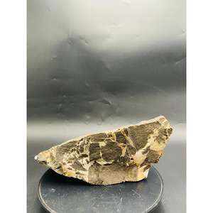 หินแบล็คแมมบาธรรมชาติคุณภาพสูง ขายส่ง แบบดิบและไม่ขัดเงา สำหรับงานบำบัดพลังงานและนักสะสม - Product Image 2