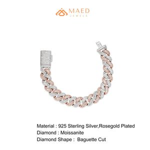 Pulsera de eslabones cubanos de oro rosa con moissanita VVS talla baguette, estilo lujo y moda, para hombre y mujer - Product Image 6