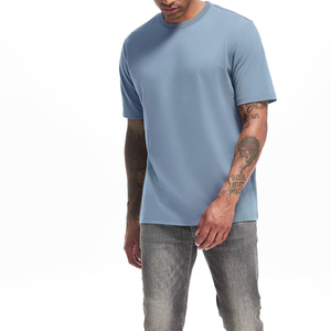 T-shirts de fitness pour hommes, dernière collection, coupe ajustée, vente en gros, t-shirts unis personnalisés, t-shirts à bords contrastants pour la course et l'entraînement, vêtements de sport pour fabricants. - Product Image 5