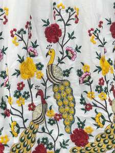 Vestido de Princesa con Cintura Imperio, Manga Corta, Largo hasta el Suelo, con Lentejuelas, Bordado Zari, Seda Chinon, para Bodas y Celebraciones - Product Image 6