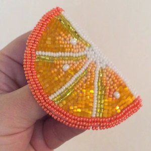 Breloques de sac brodées de perles de rocaille créatives, accessoires colorés faits à la main pour sacs - Product Image 1
