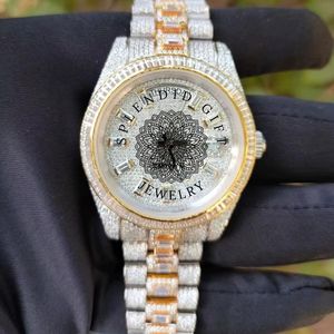 Splendide montre de luxe pour homme avec cadran en cristal saphir, mouvement à quartz ETA, boîtier de 28 mm, bracelet en moissanite argentée, bijou cadeau - Product Image 6