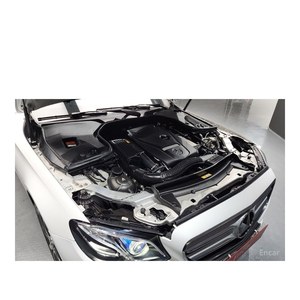 Mercedes-Benz Classe E E300 4MATIC Avantgarde 2019, 70 617 km, boîte automatique, sièges en cuir, conduite à gauche, caméra de recul - Product Image 6