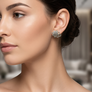 DIVYORO <b>SILVER</b> FLORET EARRING - Product Image 4