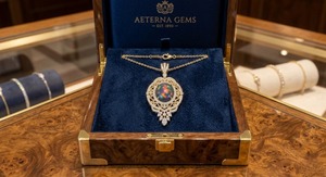 Collier pendentif délicat en forme de fleur de style européen, plaqué or 18 carats, opale noire naturelle, argent sterling 925, pour mariée - Product Image 4