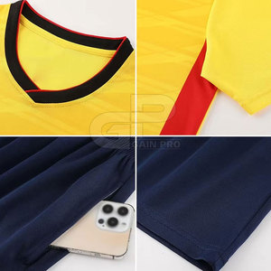 Ensemble de tenue de football pour hommes, maillot et short respirants, idéal pour les matchs de compétition et les séances d'entraînement quotidiennes - Product Image 6