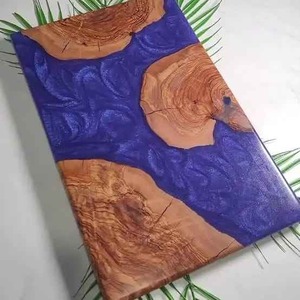 Tabla de Cortar de Madera Rectangular con Resina Azul, Diseño Antideslizante, 1.5 cm de Grosor, Apta para Lavavajillas, Pieza Única - Product Image 5