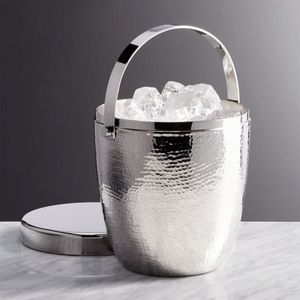 Seau à glace élégant en métal offrant un rangement pratique pour la glace, idéal pour le vin, la bière, les cocktails, les événements, l'hôtellerie et les célébrations - Product Image 1