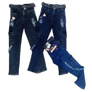 กางเกงยีนส์เดนิมผ้าฝ้ายถักทรงตรงสำหรับเด็กผู้ชาย สวมใส่สบาย ระบายอากาศได้ดี เหมาะสำหรับใส่ในชีวิตประจำวัน กางเกงเด็กทรงทันสมัย - Product Image 2