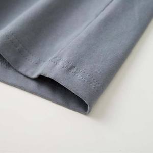 T-shirts personnalisés en gros pour hommes, 100 % coton épais 220 g/m², coupe classique, couleur personnalisée, impression sérigraphique - Product Image 3