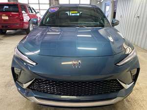 Bu-ic-ck En-vis-ta Avenir FWD 2024 Usado, 137 hp, 1.2L I3 - Product Image 2