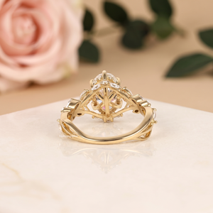 Anillo de plata de ley 925 con corte ovalado, anillo de moissanita, anillo con diseño floral, anillo de compromiso único, anillo de boda, joyería nupcial para mujer - Product Image 3
