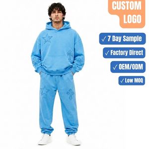 Ensemble de survêtement 2 pièces pour homme, effet vieilli, avec sweat à capuche oversize et pantalon de jogging, bord brut, patch étoile et croix, en molleton, personnalisable, OEM, fabricant grossiste - Product Image 1