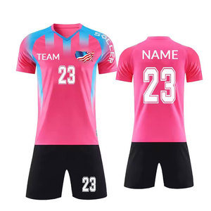 เสื้อฟุตบอลแขนสั้นรุ่นล่าสุดสำหรับผู้ที่รักความสมบูรณ์แบบ ผลิตจากโพลีเอสเตอร์ 100% น้ำหนัก 120 กรัม ระบายอากาศได้ดี พร้อมลายพิมพ์แบบซับลิเมชั่นตามสั่ง - Product Image 3