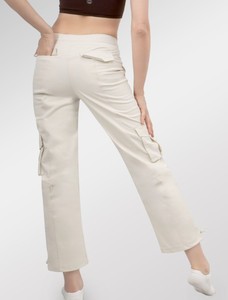 Pantalon cargo décontracté streetwear pour femme avec logo personnalisé, poches latérales, vêtements de sport d'extérieur, toile 100 % coton de haute qualité - Product Image 3