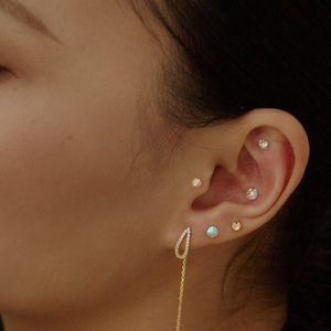 [W Island] WBL Parches de Acupresión para Orejas con Cristales Swarovski Genuinos, Blancos Puros, para Alivio del Estrés y Cuidado de la Hinchazón Facial, Máxima Eficacia - Product Image 4