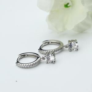 Pendientes de Aro Pequeños Minimalistas de Oro Rosa Sólido de 14K con Moissanita y Diamantes Tallados, Colgantes con Pavé, Joyería para Fiesta, Regalo - Product Image 2