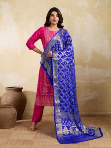 Dupatta Bandhani para fiestas con trabajo de Zari dorado - Product Image 1