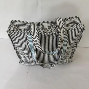 Bolsa de Mano Grande Impermeable con Cierre de Cremallera, Acolchada, de Algodón a Rayas Blancas y Negras, para Mujer, para Viajes, Compras, Ecológica - Product Image 4