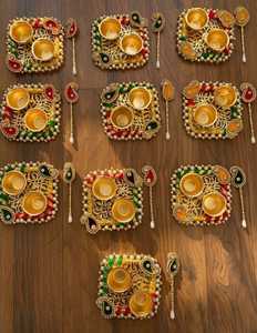 Plato Cuadrado de Filigrana para Roli Chawal, Doble Vati para Haldi y Kumkum con Palito Tilak, Set de Bandejas para Diwali, Mandir, Recuerdos de Boda India - Product Image 2