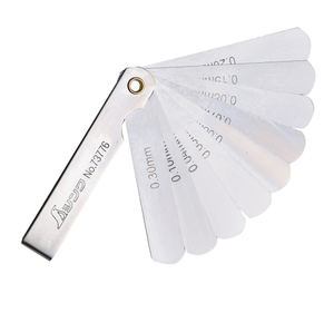 SHINWA <b>Feeler</b> <b>Gauge</b> 73776 for clearance gap measurement with 9 Leaves Range 75mm with portable plastic case - Product Image 1