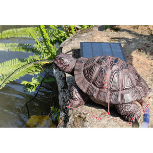Fuente de agua solar de resina con forma de tortuga para decoración de jardín, adorno de jardín con animales. - Product Image 3