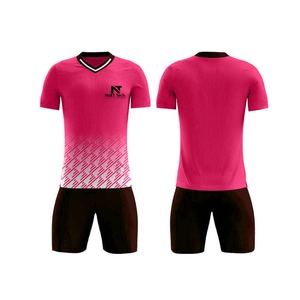 Vêtements de sport confortables pour hommes, uniforme de football 100% polyester, uniforme de football sur mesure pour hommes - Product Image 4