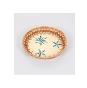 Petit plateau en nacre et rotin pour le rangement et le service des tasses à thé, nouveaux articles artisanaux en nacre à prix réduit - Product Image 1