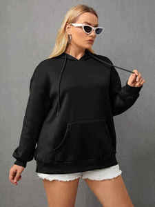 Sudadera con capucha para mujer personalizada de forro polar grueso, extragrande, con estampado de espuma negra y efecto puff, modelo 'Love Yourself' - Product Image 3