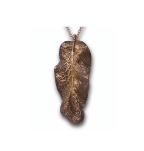 Collier artisanal 2026 style européen, bijoux minimalistes pour femme, pendentif initial chic français, finition brillante, cadeau de Noël - Product Image 3