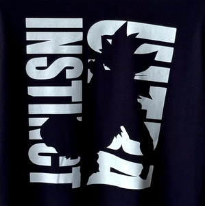 T-shirt graphique Goku Ultra Instinct pour homme, style streetwear noir avec impression sérigraphiée, haut décontracté en coton - Product Image 2