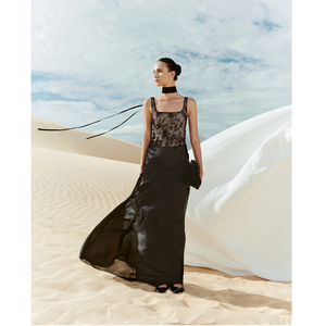 Nouvelle Tendance Robes Décontractées Support ODM LUMINA SHEER LONG DRESS Robe Longue Sans Manches Coupe A-Line Élégante pour Femme en Dentelle Florale en Maille - Product Image 1