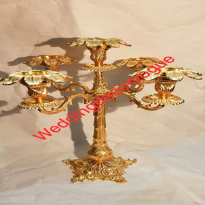 Candelabro de 5 Brazos Dorado, Portavelas de Piso, Elegante Centro de Mesa para Bodas, Iglesias, Fiestas, Decoración para Eventos - Product Image 2