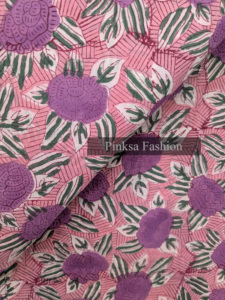 Tela de Algodón Estampada a Mano con Flores Rosas y Moradas para Vestidos y Manualidades - Product Image 4