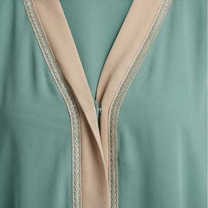 2025 OEM Kimono Abaya pour femmes musulmanes, en tissu polyester épais, doux et très extensible, col en V, manches longues, pour fêtes, Ramadan, mariages - Product Image 4