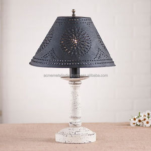 Lampe de chevet de luxe au design cactus en métal avec finition dorée, parfaite pour l'éclairage intérieur et la décoration de la maison - Product Image 6