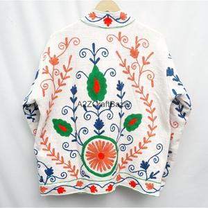 Chaqueta Tradicional Hecha a Mano con Bordado Suzani, Cuello en V, Transpirable, de Secado Rápido, Ecológica, con Diseño Floral Vintage para Mujer - Product Image 4