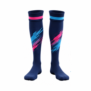Ensemble maillot et short de football personnalisés par sublimation – Tenue d'équipe de football haute performance pour hommes et jeunes - Product Image 3
