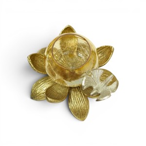 Porte-bougie en aluminium artisanal en forme de lotus avec bougie votive en verre |   Porte-bougie décoratif pour théière |   Décoration élégante pour la maison et les fêtes - Product Image 3