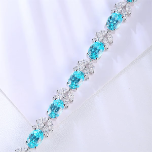 Bracelet tendance en argent plaqué or de luxe avec diamants ovales de laboratoire, bijoux classiques pour tous les jours - Product Image 2