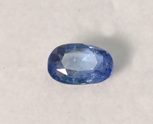 Saphir bleu naturel en forme de coussin allongé 3,70 carats 10,6x7,7x4,7 mm, saphir bleu non monté pour la création de bijoux - Product Image 1