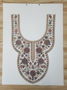 Textiles de maison élégants pour femmes, en toile légère, faits à la main, avec broderies florales et patchs brodés pour le cou, pour l'été - Product Image 5