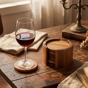 ชุดจานรองแก้วไม้กระถินเทศ 7 ชิ้น พร้อมที่วาง ดีไซน์เรียบง่าย จานรองแก้วทรงกลมสำหรับโต๊ะกาแฟ จากเวียดนาม - Product Image 2