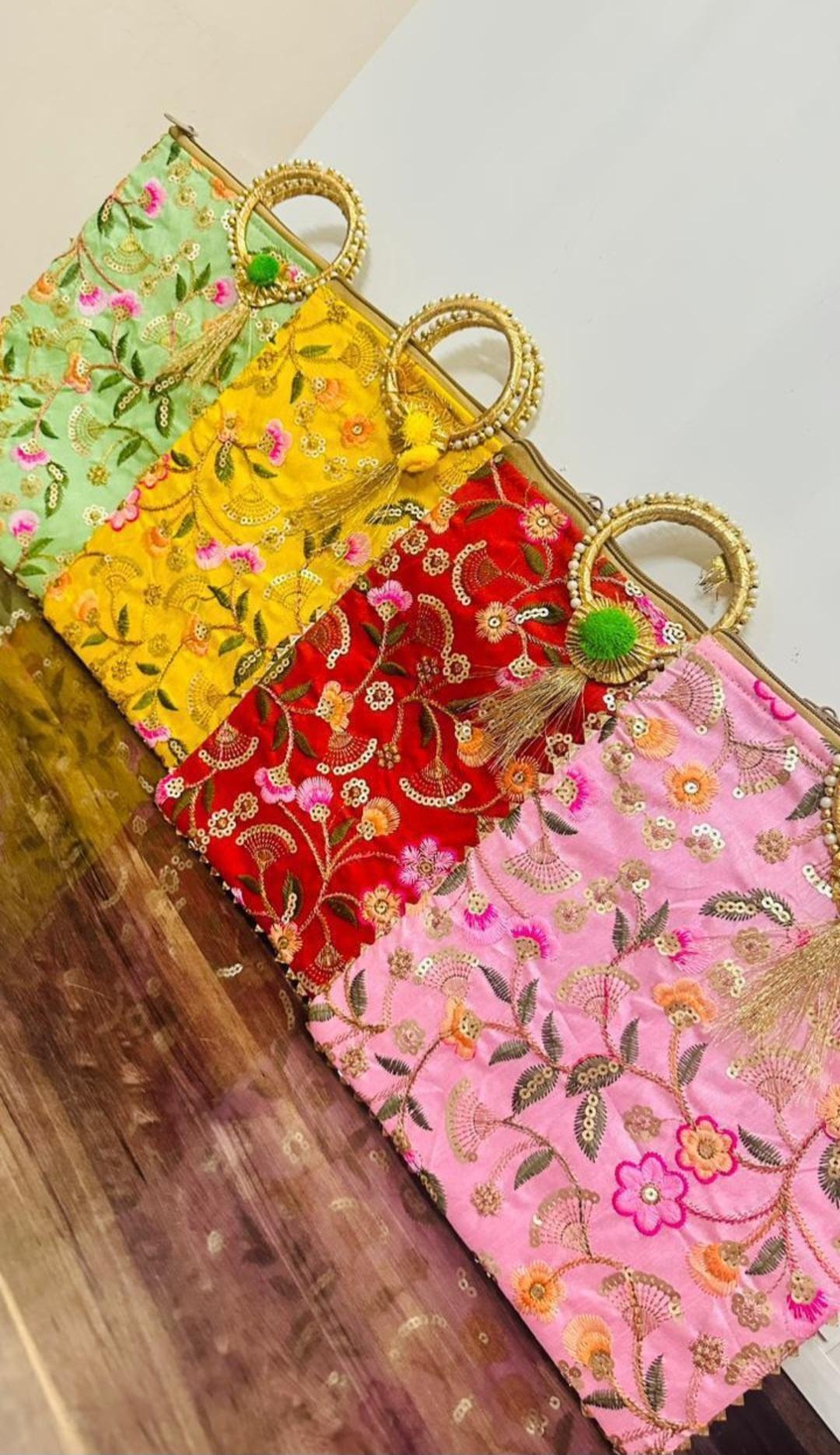 เช่นเดียวกับภาพ