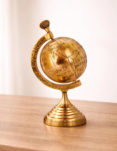 Globo Terráqueo Decorativo de Latón Vintage con Acabado Dorado, Adorno de Escritorio Clásico para Estudio, Oficina, Hogar, Decoración de Viajes - Product Image 1