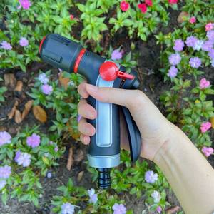 Pulverizador de boquilla para pistolas de agua de jardín con patrones de pulverización variables y agarre suave de TPR-3 patrones de lavado de coches y uso al aire libre 1000 piezas ABS - Product Image 1