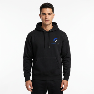 Sweat-shirt à capuche en molleton noir pour homme Storm Fit, coupe classique, pull décontracté avec poche avant et logo imprimé, automne - Product Image 1